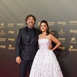 Javier Bardem y Penélope Cruz posa en la alfombra roja de los Goya 2022