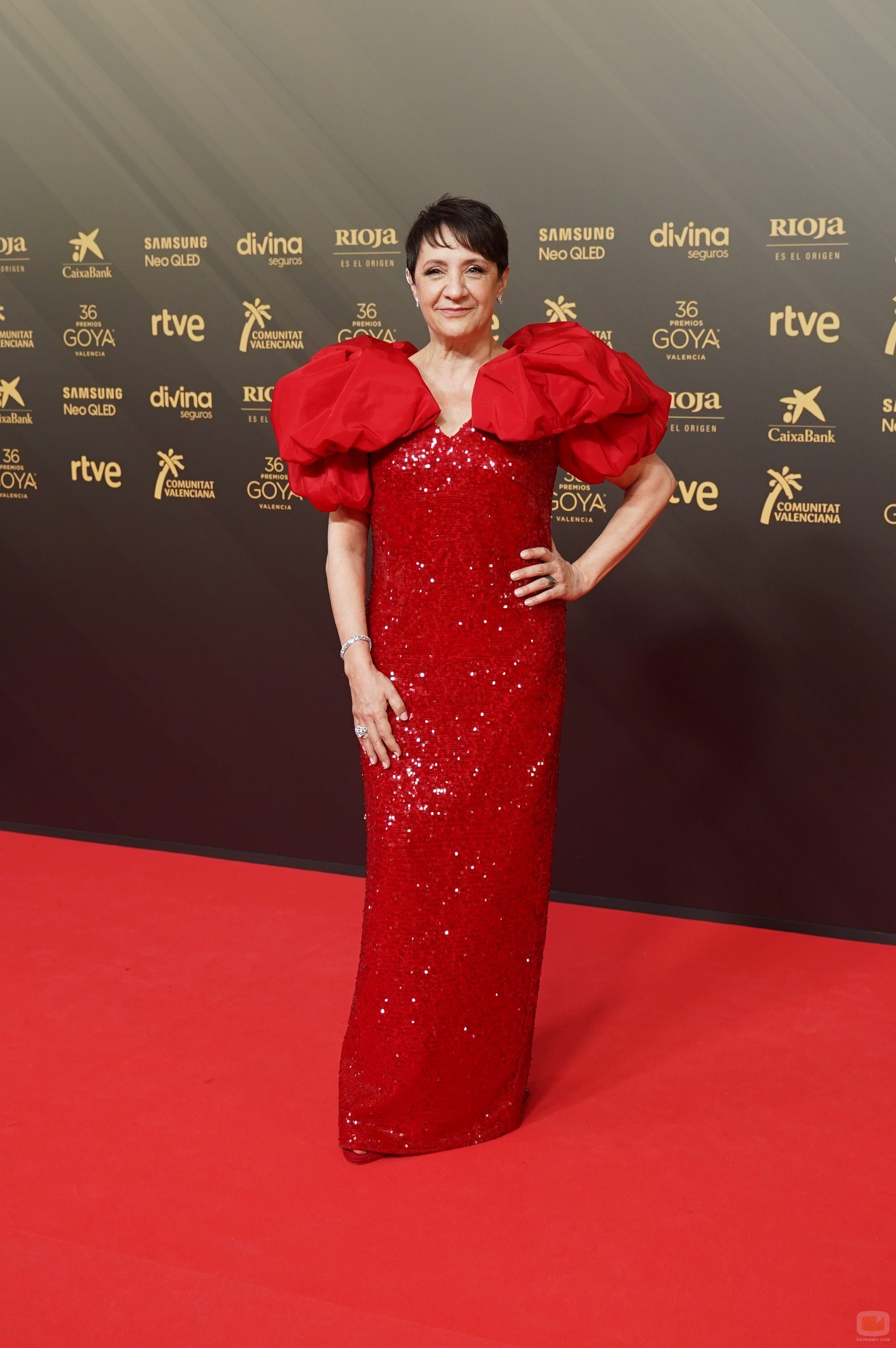 Blanca Portillo posa en la alfombra roja de los Goya 2022