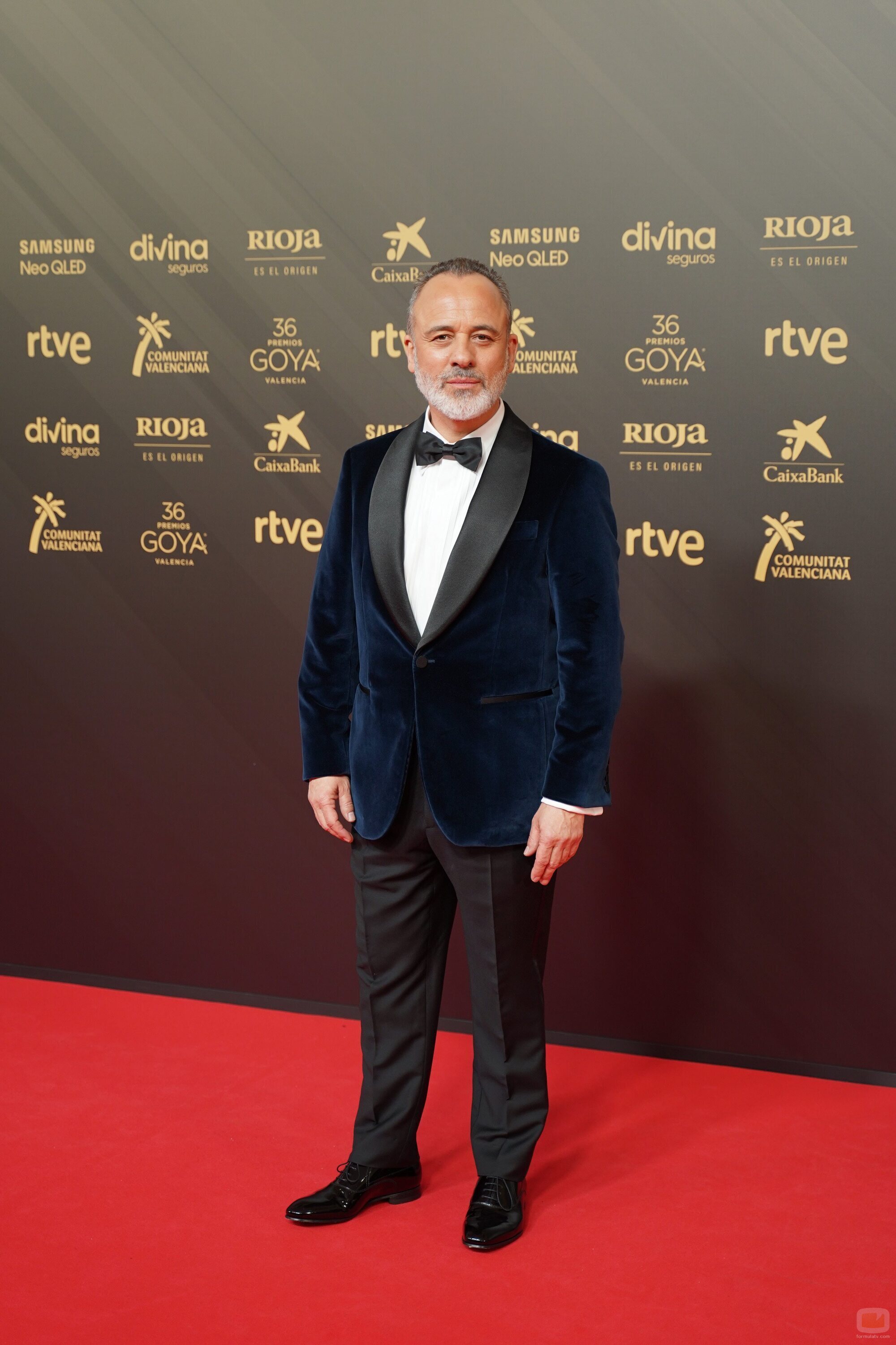 Javier Gutiérrez posa en la alfombra roja de los Goya 2022