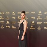 Irene Escolar posa en la alfombra roja de los Goya 2022