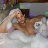 Bernardo Flores ('Pasión de Gavilanes') posa en la bañera