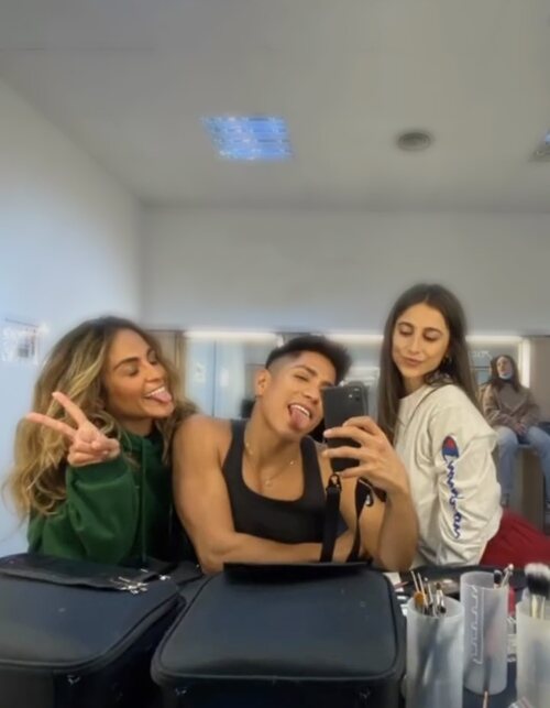 Los bailarines de Chanel durante la grabación de "SloMo"