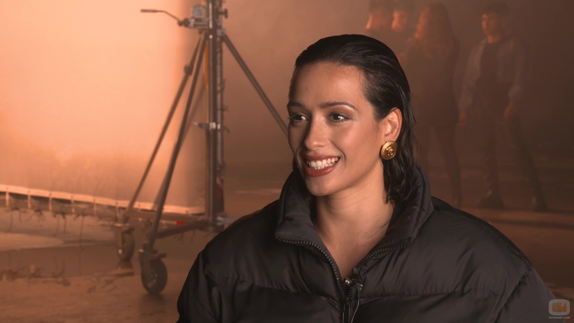 Chanel en una entrevista del making of de "SloMo"