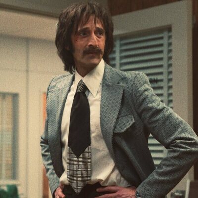 Adrien Brody en 'Tiempo de victoria: La dinastía de los Lakers'