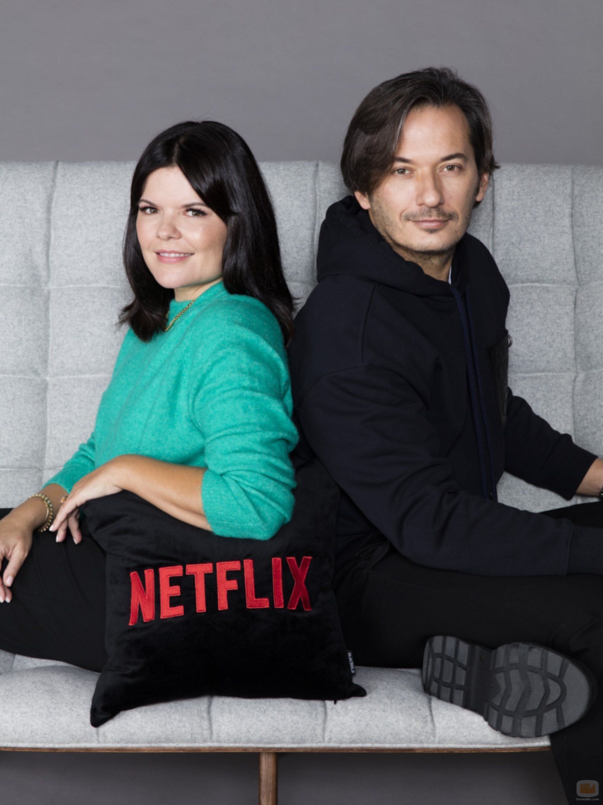 Laura y Alberto Cabellero, en su fichaje por Netflix