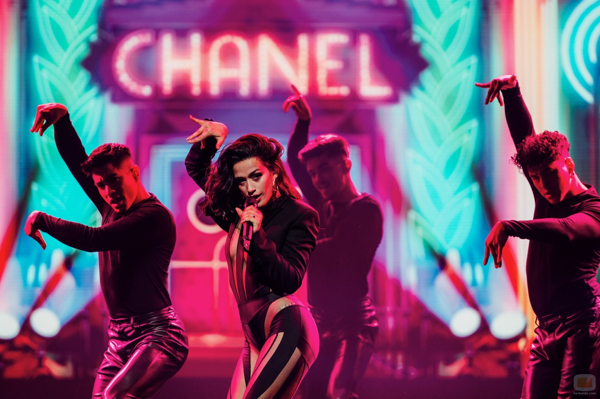 Chanel Terrero, interpretando "SloMo" en el Festival da Canção 2022