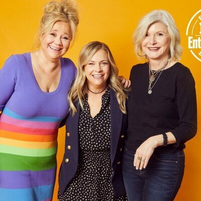 Caroline Rhea, Melissa Joan Hart y Beth Broderick en la '90s Con