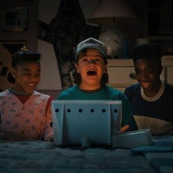 Erica, Dustin y Lucas en la cuarta temporada de 'Stranger Things'