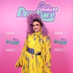 Supremme de Luxe posa como presentadora de 'Drag Race España 2'