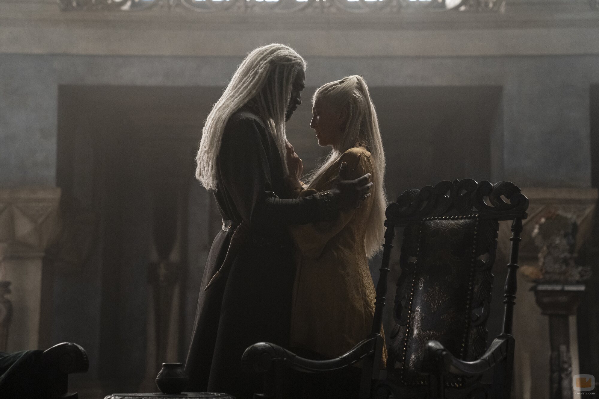 Lord Corlys Velaryon y la princesa Rhaenys Targaryen en 'La casa del dragón'