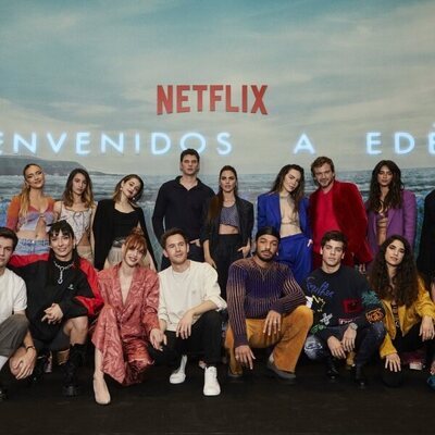El reparto de 'Bienvenidos a Edén' en la rueda de prensa
