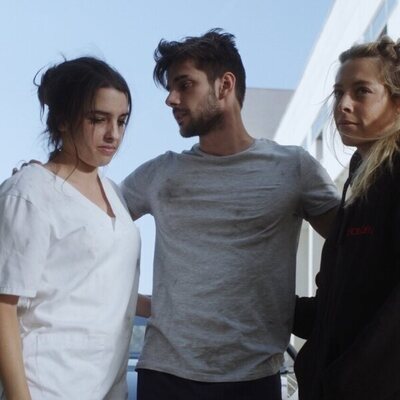 Nuria Herrero, Álvaro Rico y Belén Écija en la cuarta temporada de 'Madres. Amor y vida'