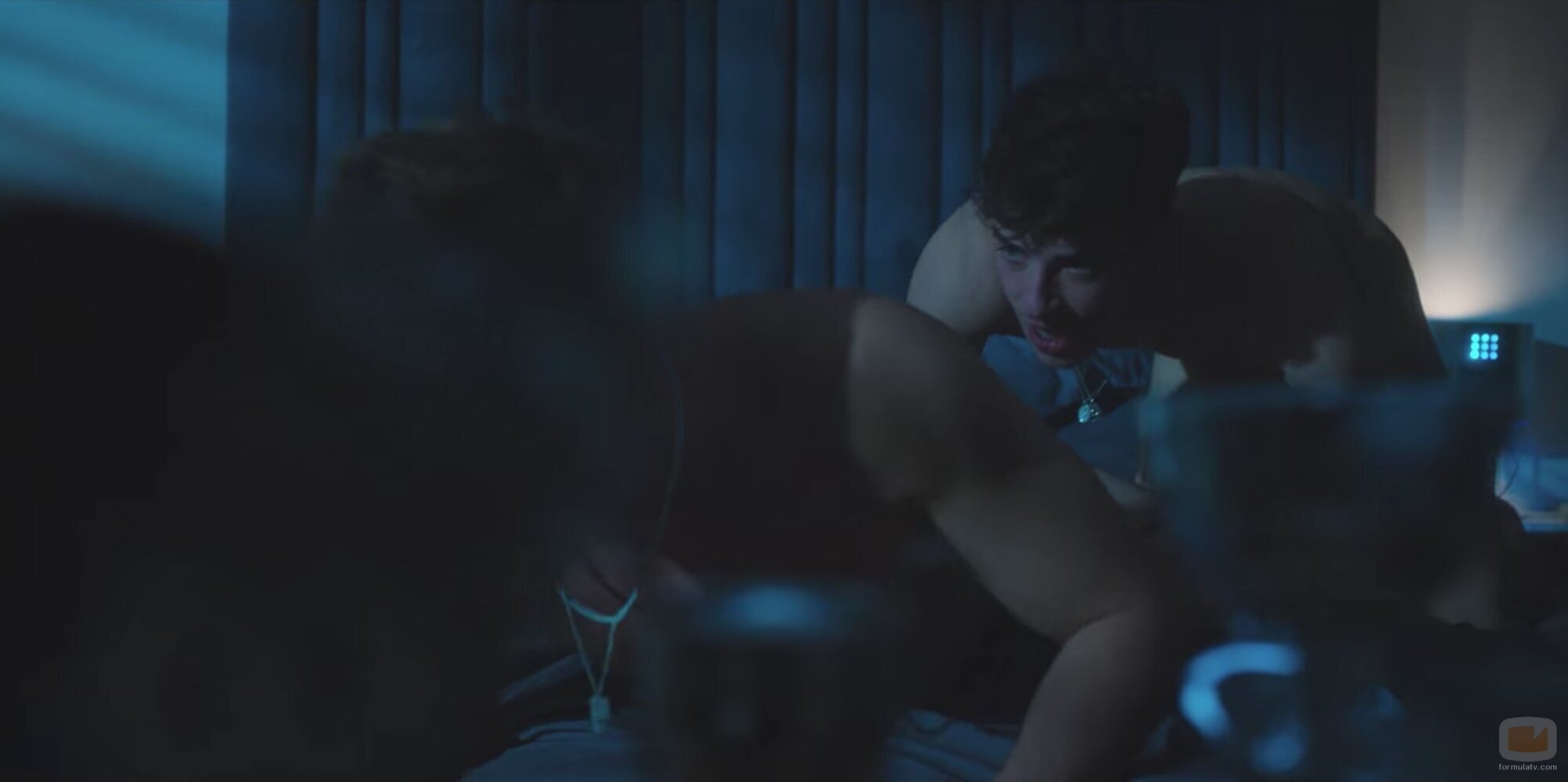 Patrick le hace un beso negro a Iván en 'Élite 5'