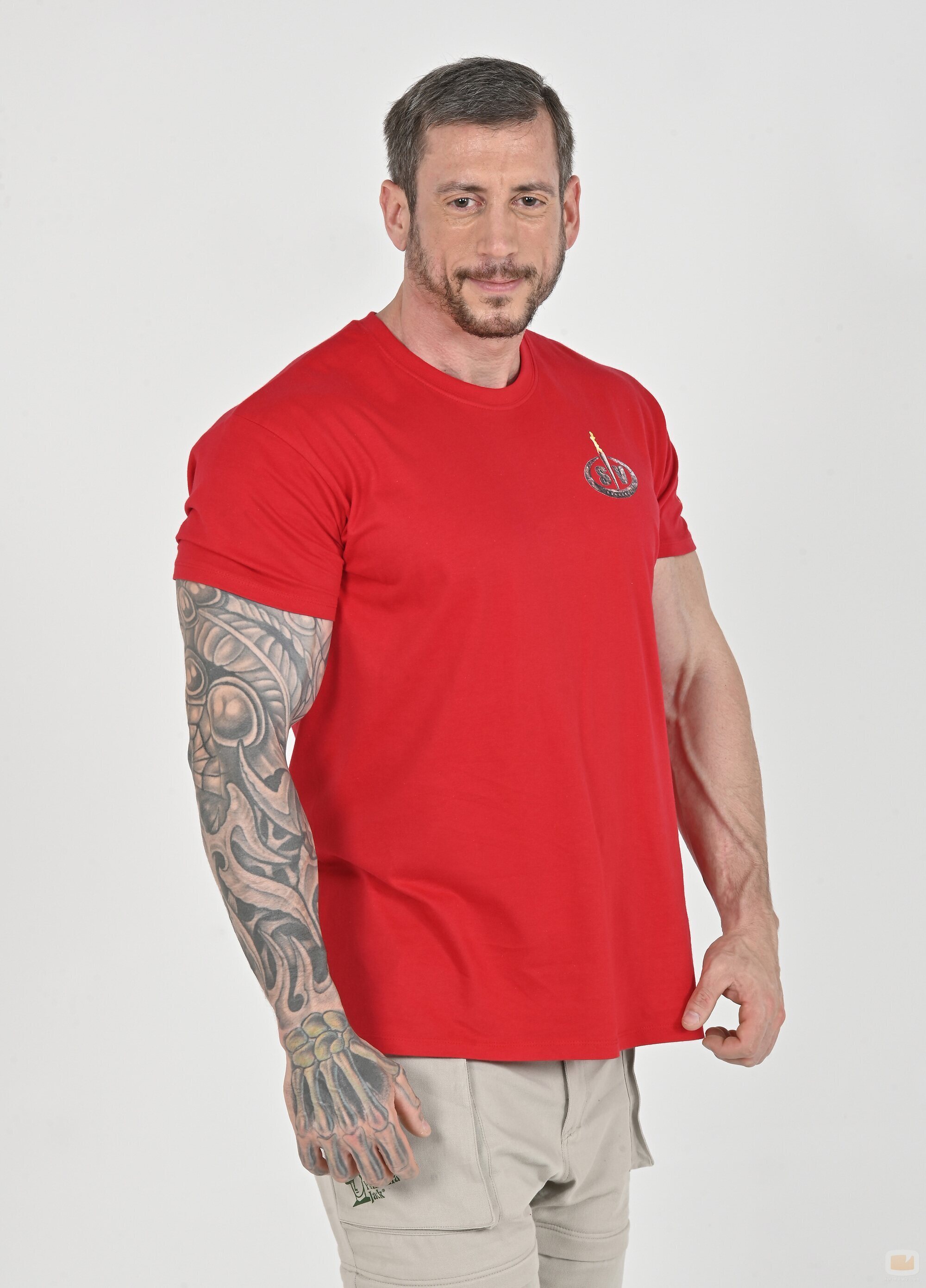 Rubén Sánchez posa como concursante de 'Supervivientes 2022'