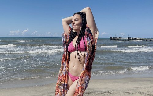 Ainhoa Cantalapiedra posa en bikini en 'Supervivientes 2022'
