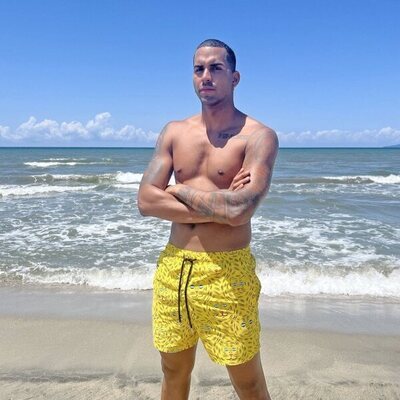 Yulen Pereira posa en bañador en 'Supervivientes 2022'