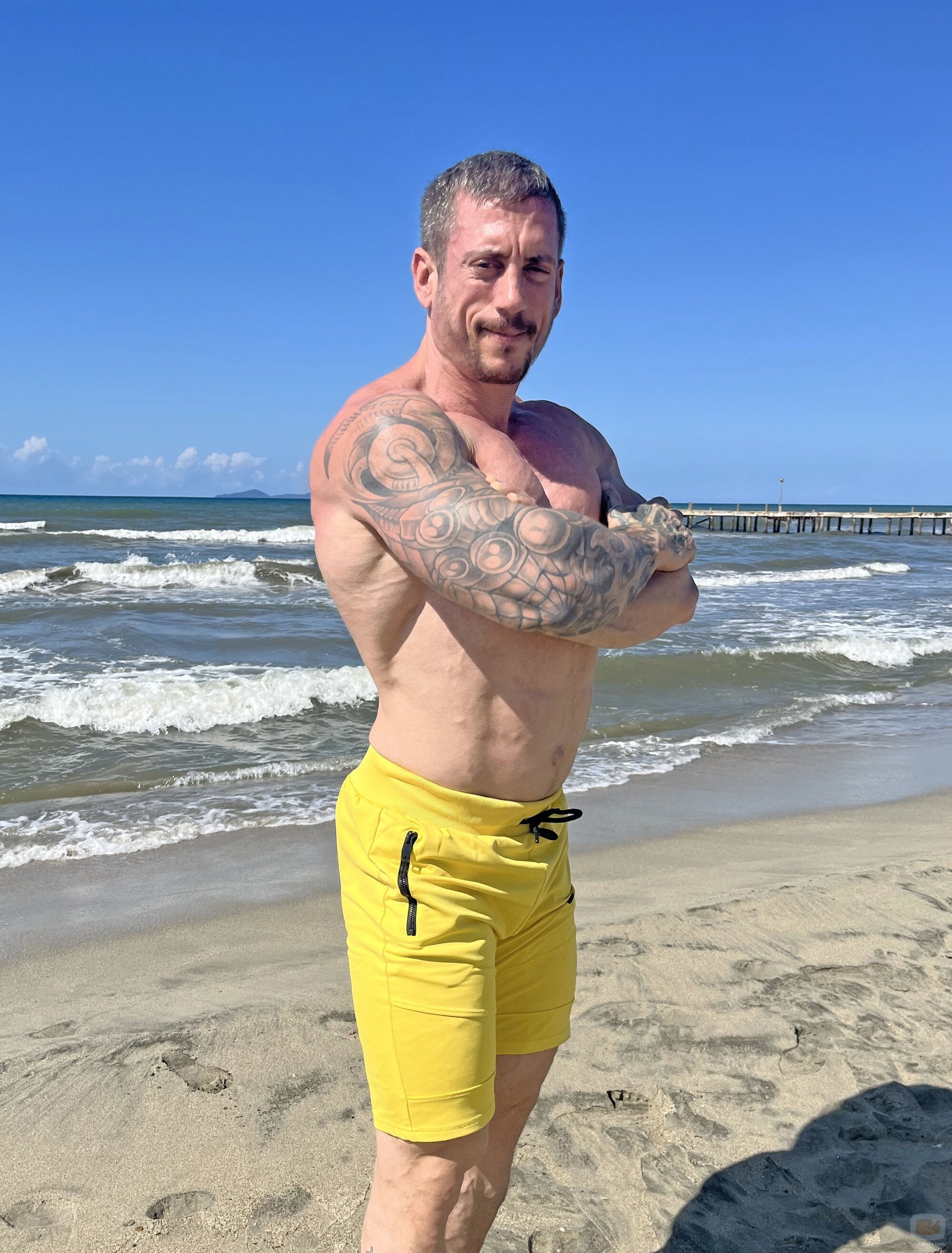 Rubén Sánchez posa en bañador en 'Supervivientes 2022'