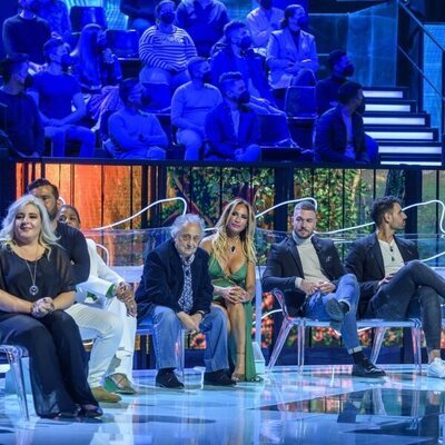 Los defensores de los concursantes de 'Supervivientes 2022' en la Gala 1