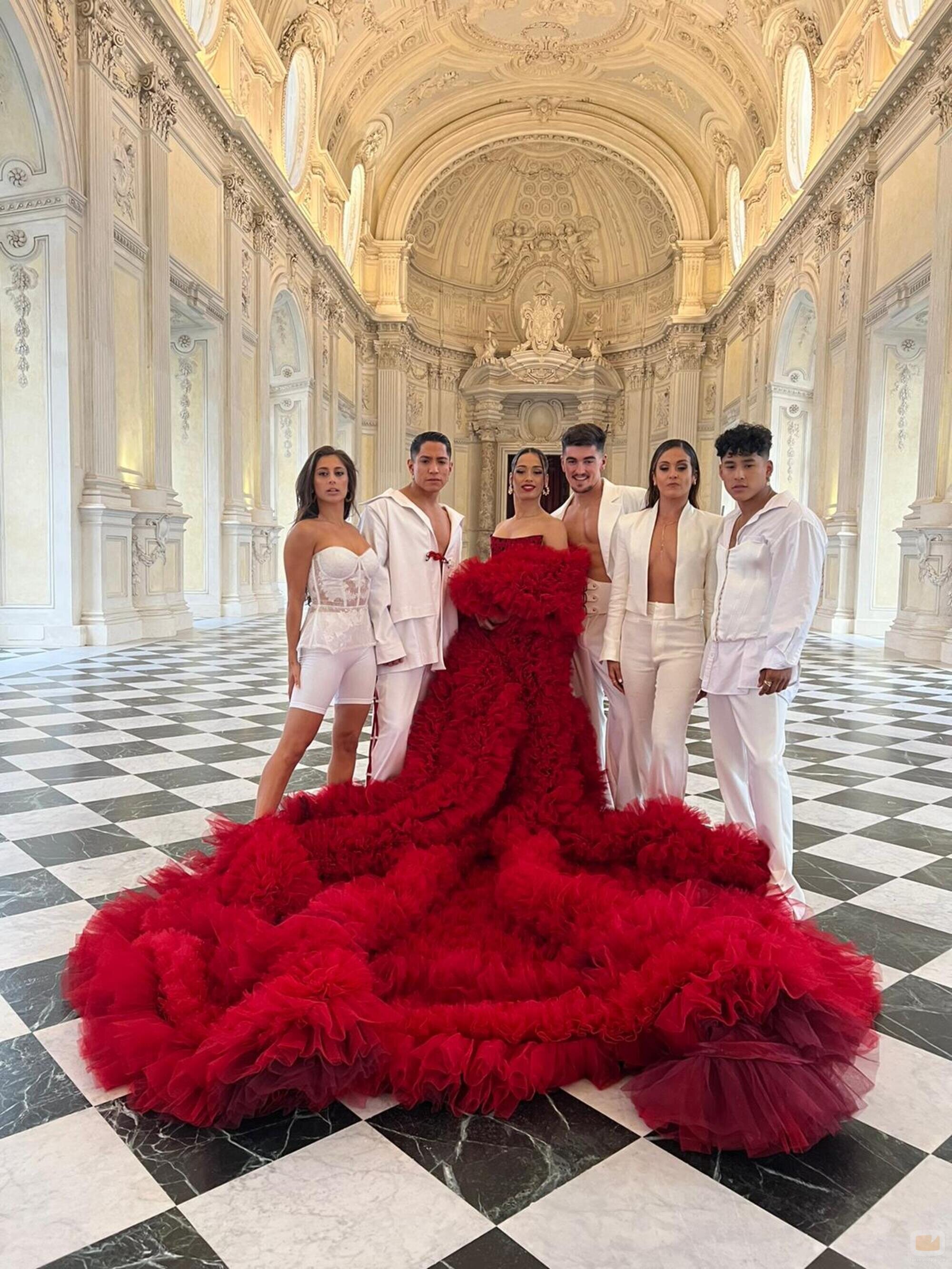 La candidatura española para Eurovisión 2022, durante la Turquoise Carpet