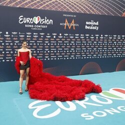 Posado de Chanel Terrero en la Turquoise Carpet de Eurovisión 2022