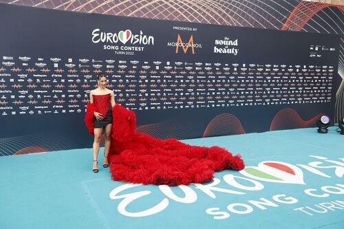Posado de Chanel Terrero en la Turquoise Carpet de Eurovisión 2022