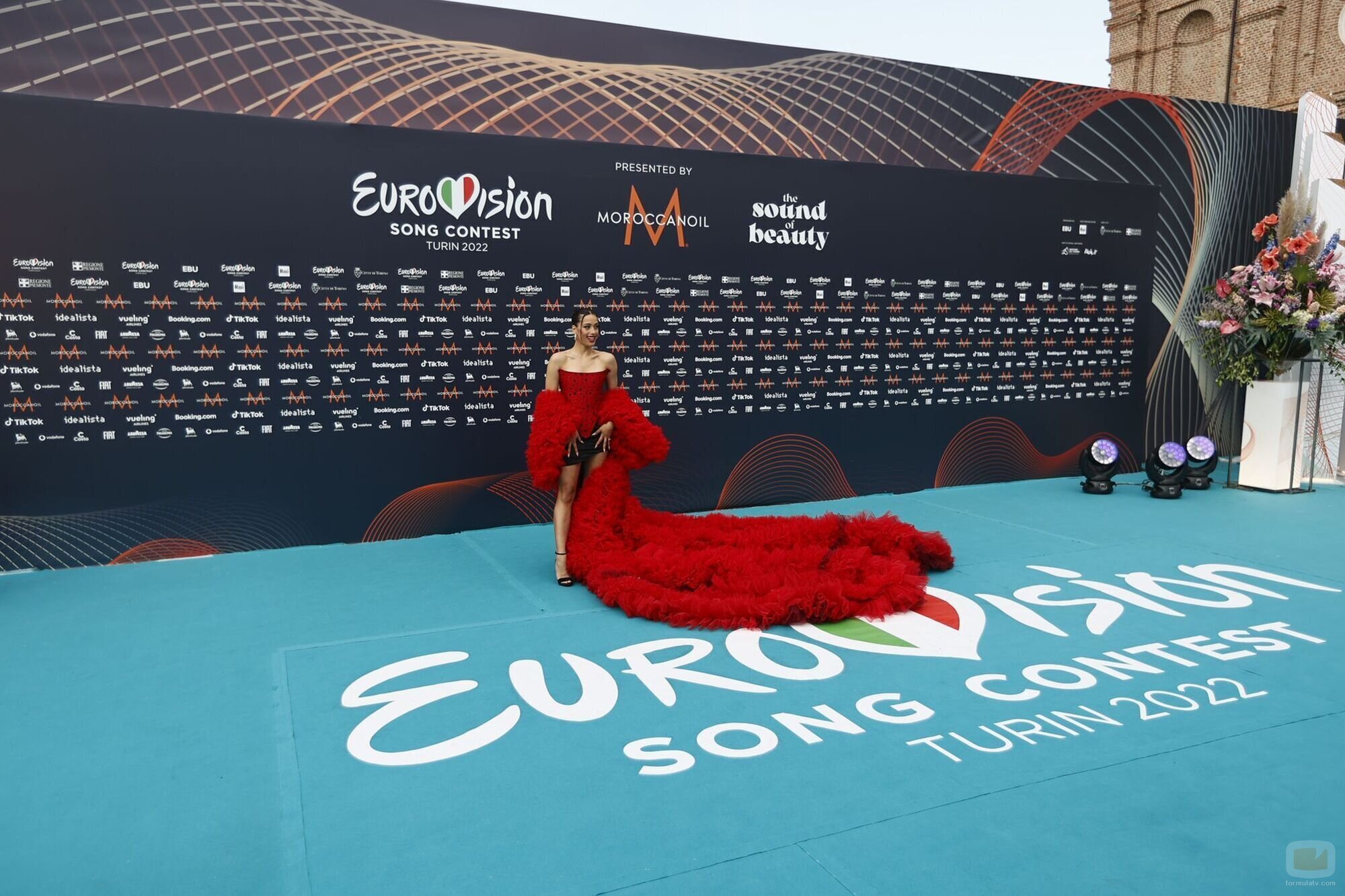 La Turquioise Carpet de Eurovisión 2022 recibe a Chanel Terrero