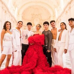 Chanel y su equipo de baile en la Galería Grande durante la ceremonia de apertura de Eurovisión 2022