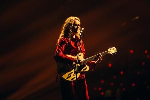 Systur, representantes de Islandia, en la Semifinal 1 de Eurovisión 2022