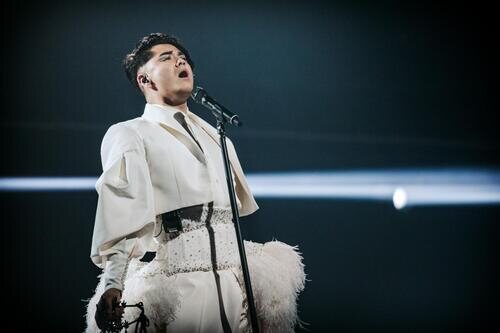 Sheldon Riley, representante de Australia, en la Semifinal 2 de Eurovisión 2022