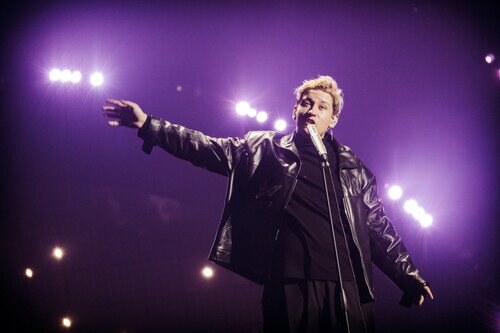 Marius Bear, representante de Suiza, en la Final de Eurovisión 2022