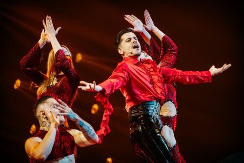 WRS, representantes de Rumanía, en la final de Eurovisión 2022