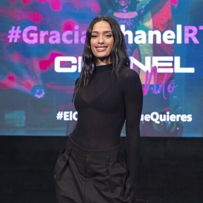 Posado de Chanel en la rueda de prensa de RTVE
