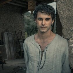 David Solans como Hugo Llor en 'Los herederos de la tierra'