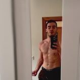 Jordi Garreta, entrenando con el torso desnudo