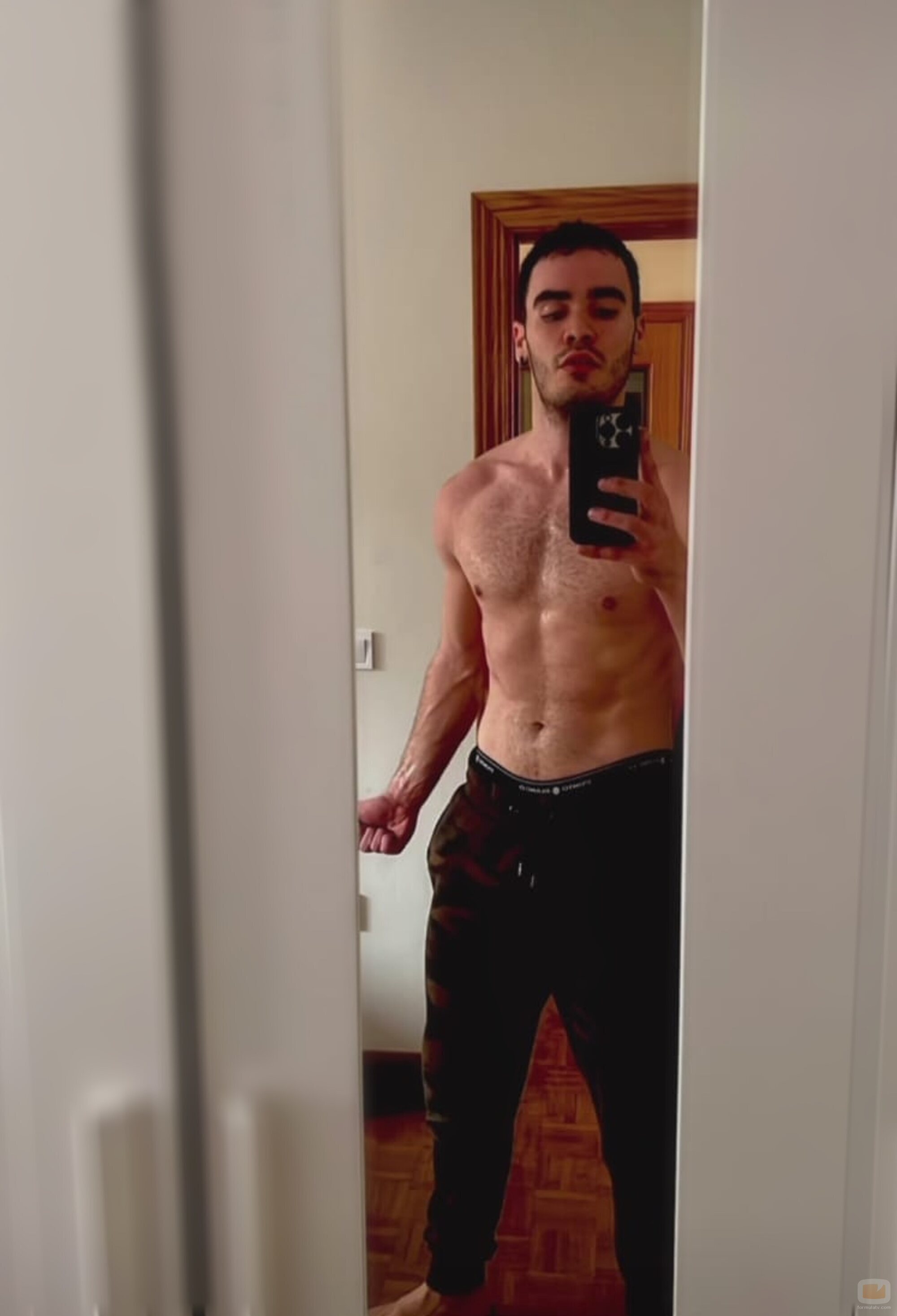 Jordi Garreta, entrenando con el torso desnudo