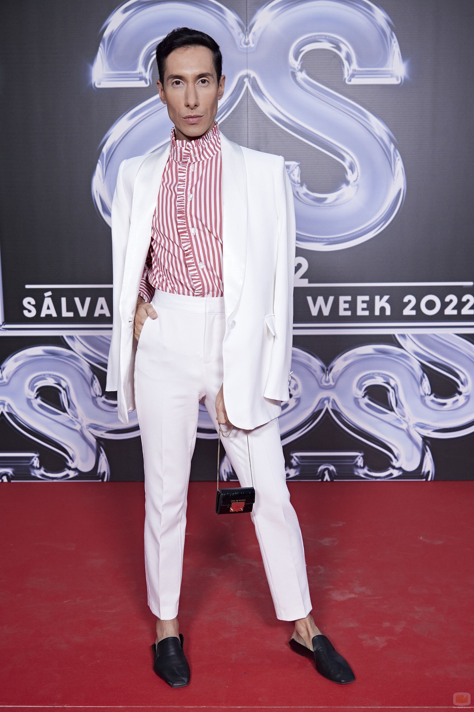 Jesús Reyes derrocha estilo en la 'Sálvame Fashion Week 2022'