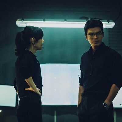 La inspectora y el capitán, debatiendo en 'La Casa de Papel: Corea'