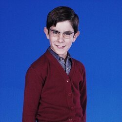 Luis, amigo de Carlitos Alcántara, en la segunda temporada de 'Cuéntame'