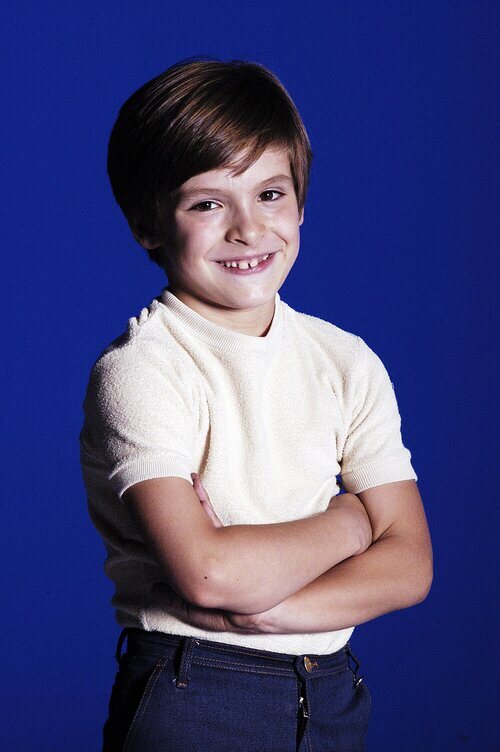 Ricardo Gómez es Carlitos Alcántara en 'Cuéntame cómo pasó'