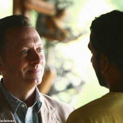 Michael Emerson y Naveen Andrews en 'Perdidos'