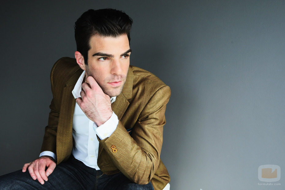 Fotografía de Zachary Quinto posando