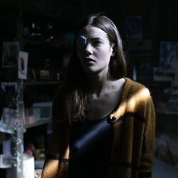 Mireia Oriol, como Alma en la serie homónima de Netflix