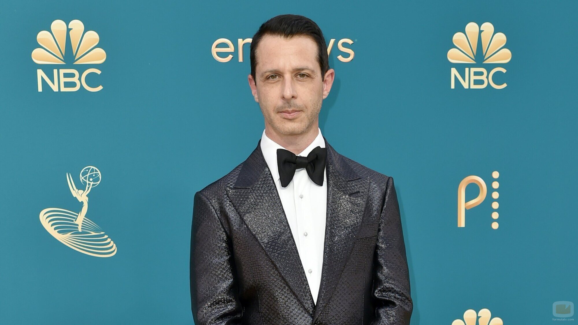 Jeremy Strong en la alfombra roja de los Premios Emmy 2022