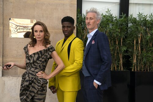 Sylvie, Julien y Luc en la tercera temporada de 'Emily en París'