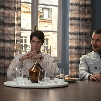 Gabriel y Antoine en la tercera temporada de 'Emily en París'