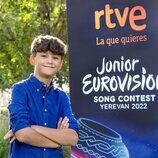 Posado de Carlos Higes como representante de España en 'Eurovisión Junior 2022'