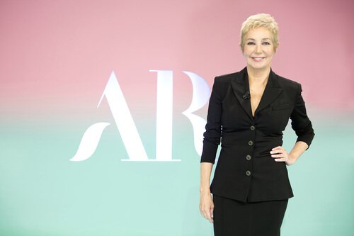 Ana Rosa Quintana posa en su regreso a 'El programa de Ana Rosa'