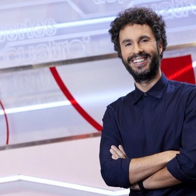 Luís García se encarga de presentar 'Deportes Cuatro'