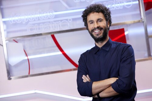 Luís García se encarga de presentar 'Deportes Cuatro'