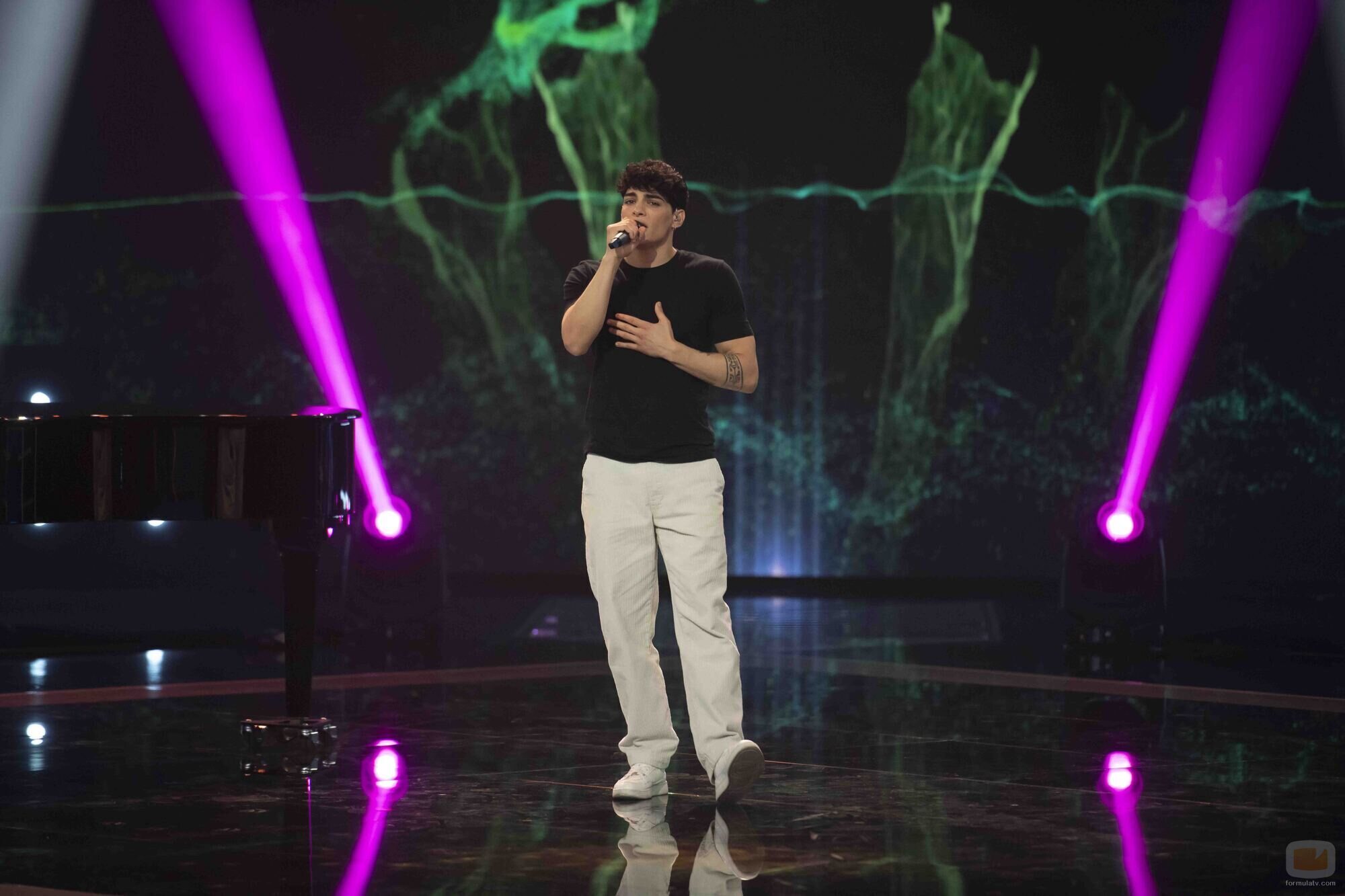 Aritz Aren en la gala especial del Benidorm Fest 2023